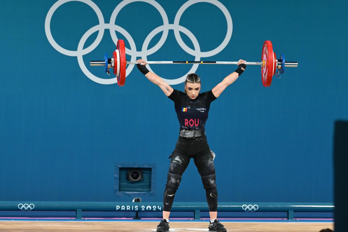 Mihaela Cambei, medalie de argint la Paris în competiția categoriei 49 kg » Chinezoaica i-a luat aurul la ultima încercare