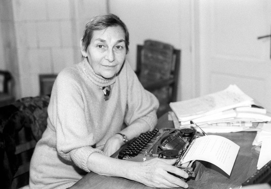 Disidenta anticomunistă Doina Cornea a încetat din viață pe 4 mai 2018. S-a opus regimului lui Ceaușescu, dar și celui instalat după Revoluție de către Ion Iliescu / FOTO: Imago Images „Ion Iliescu a știut cum să divizeze, ca să stăpânească” » Verdictul aspru al unui profesor universitar: „Emil Constantinescu l-a întrebat dacă crede în Dumnezeu, eu l-aș mai fi întrebat ceva”