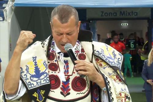 Ion Popa de la Izbiceni a cântat în „vulcan” imnul Craiovei