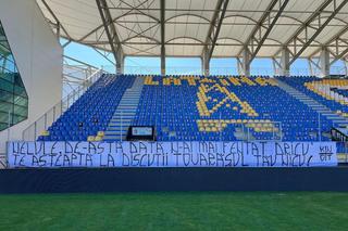 Avalanșă de mesaje NECRUȚĂTOARE anti-Iliescu! Ultrașii de la Steaua, Petrolul și alte forțe ies la atac: „Nu există doliu național pentru un criminal”