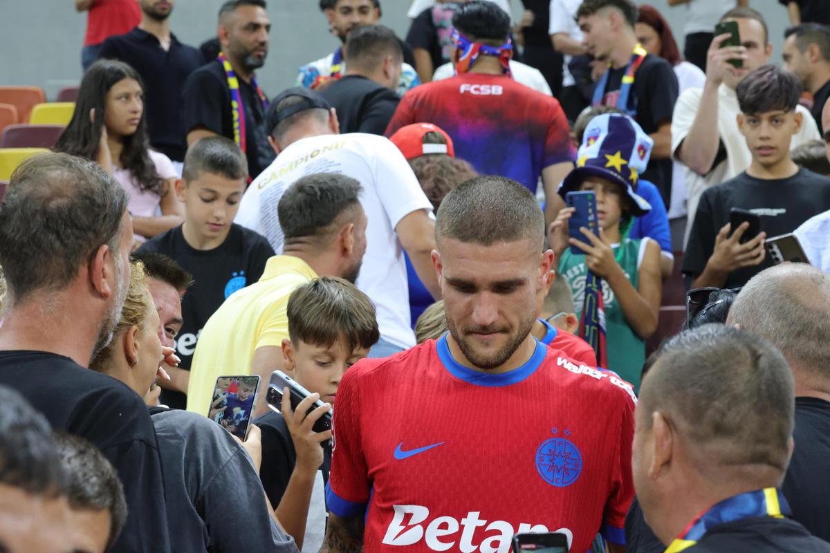 Sărutul vindecător: Daniel Bîrligea s-a dus plângând în brațele Antoniei, dar a revenit zâmbind » Reacția lui Gigi Becali: „De-asta a refulat la final”