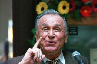 „Ion Iliescu a știut cum să divizeze, ca să stăpânească” » Verdictul aspru al unui profesor universitar: „Emil Constantinescu l-a întrebat dacă crede în Dumnezeu, eu l-aș mai fi întrebat ceva”