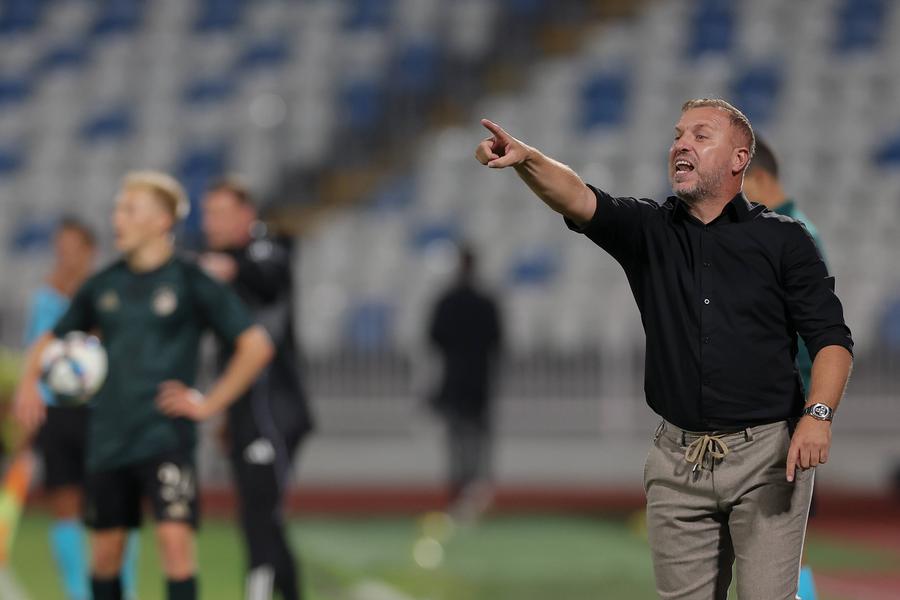 Zekirija Ramadani, antrenorul de la Drita // foto: Imago Images Cum s-a pregătit Drita să o elimine pe FCSB: „Pe ei i-am contactat”