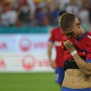 Momente emoționante pe Arena Națională cu Daniel Bîrligea și Antonia Salanță. Foto: Ionuț Iordache (GSP.RO)