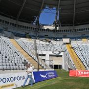 Cum arată stadionul din Odesa, după atacul rusesc // foto: Imago