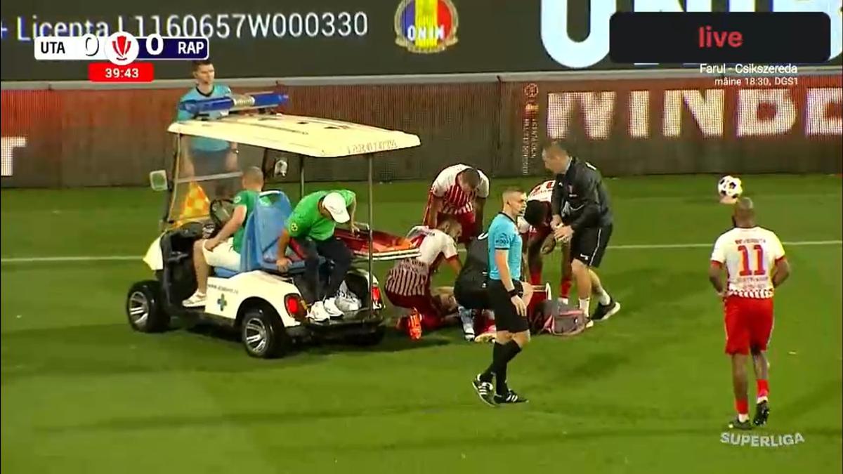 A ieșit pe targă în prima repriză din UTA Arad - Rapid