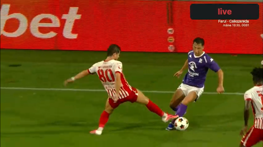 Alexi Pitu s-a accidentat grav în UTA - Rapid după ce a încercat să-i ia mingea lui Olimpiu Moruțan Rapid, încurcată la Arad de UTA lui Mihalcea! Clasamentul în Superliga