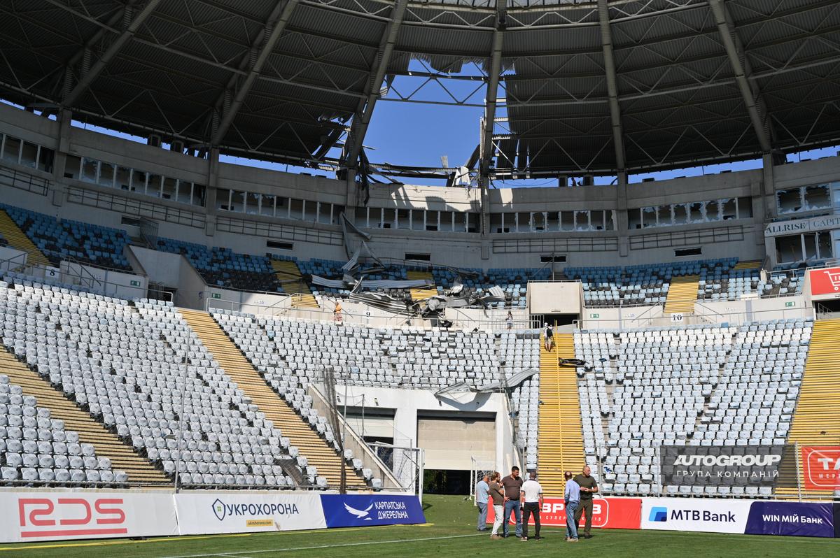 Cum arată stadionul din Odesa, după atacul rusesc // foto: Imago