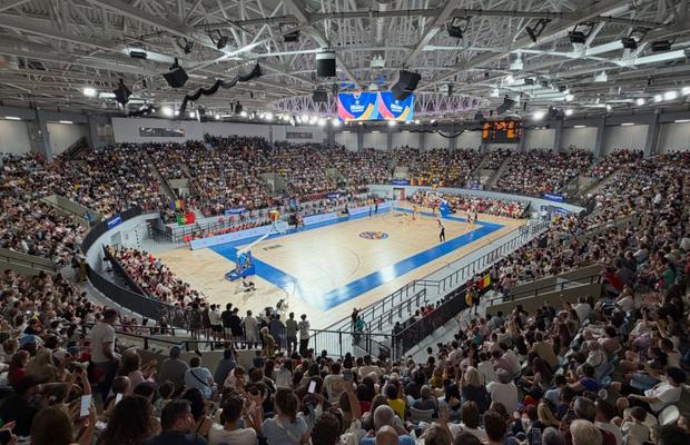 Un oficial FIBA de rang înalt a rămas uimit după vizita la Tulcea: „Erau aproape 5000 de oameni, iar alții au rămas afară. Șocant”