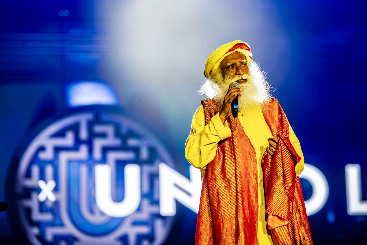 Imagini excepționale la Untold! Peste 120.000 de oameni la Cluj Arena în prima zi