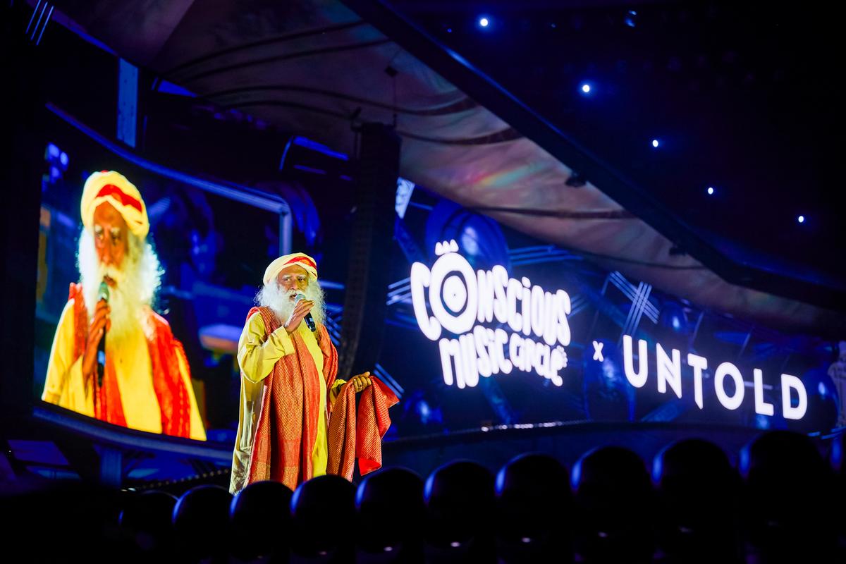 Imagini excepționale la Untold! Peste 120.000 de oameni la Cluj Arena în prima zi