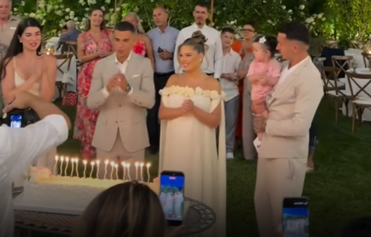 Cătălin Cîrjan e un „câine” fericit » Imagini de la cununia civilă: Evelyn i-a spus DA!
