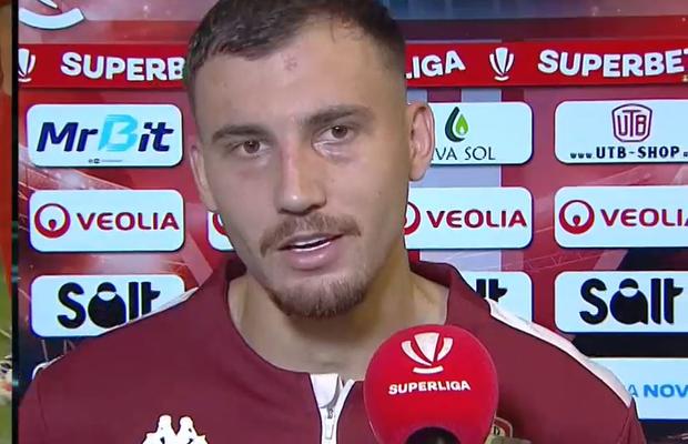 A debutat la Rapid și protestează vehement: „Arbitrul a făcut o mare greșeală!”