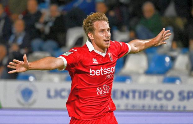 Nicolescu confirmă transferul la Dinamo: „A fost în capul listei noastre”