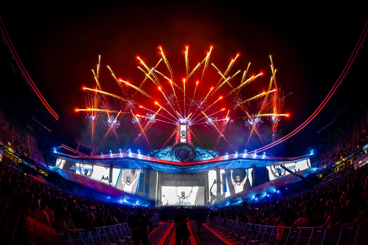 Imagini excepționale la Untold! Peste 120.000 de oameni la Cluj Arena în prima zi