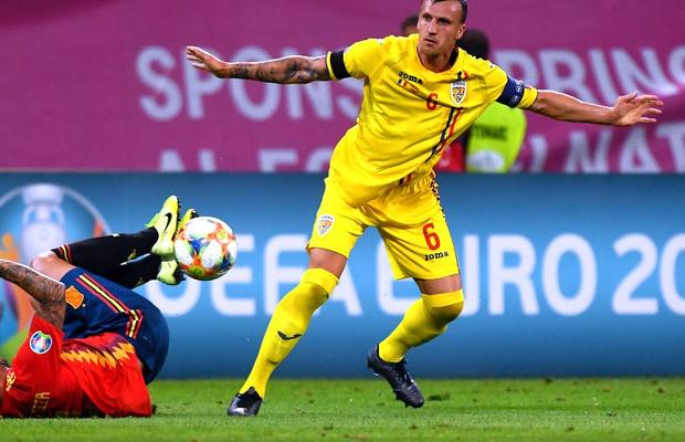 Vlad Chiricheș rămâne „împărat”, chiar și după transferul la Sassuolo » Ce salariu are la noua echipă + cât primesc Ștefan Radu, Ionuț Radu sau Benzar