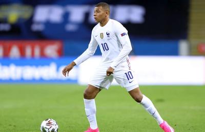 Kylian Mbappe, depistat pozitiv cu coronavirus » Starul lui PSG, retras din lotul Franței