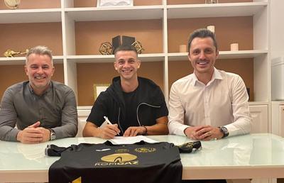 CFR CLUJ. Dan Petrescu a renunțat la un jucător după transferul lui Cristi Manea » Anunțul oficial