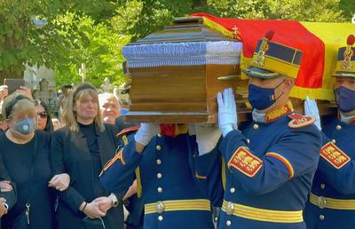 Ivan Patzaichin a fost înmormântat, astăzi, în Cimitirul Bellu » Fiica legendarului campion, discurs emoționant: „Tatăl meu a fost Ivan Inimă de Aur”