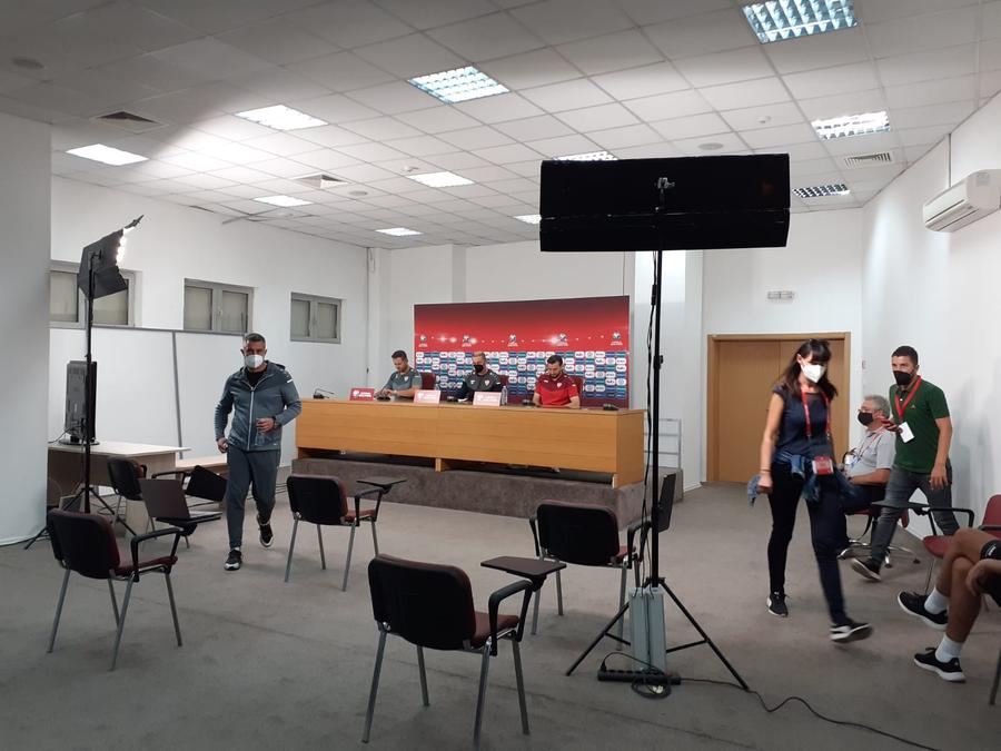 Prin ce „criză” trece Macedonia de Nord » Dezvăluirile selecționerului: „Va fi greu să ne revenim”