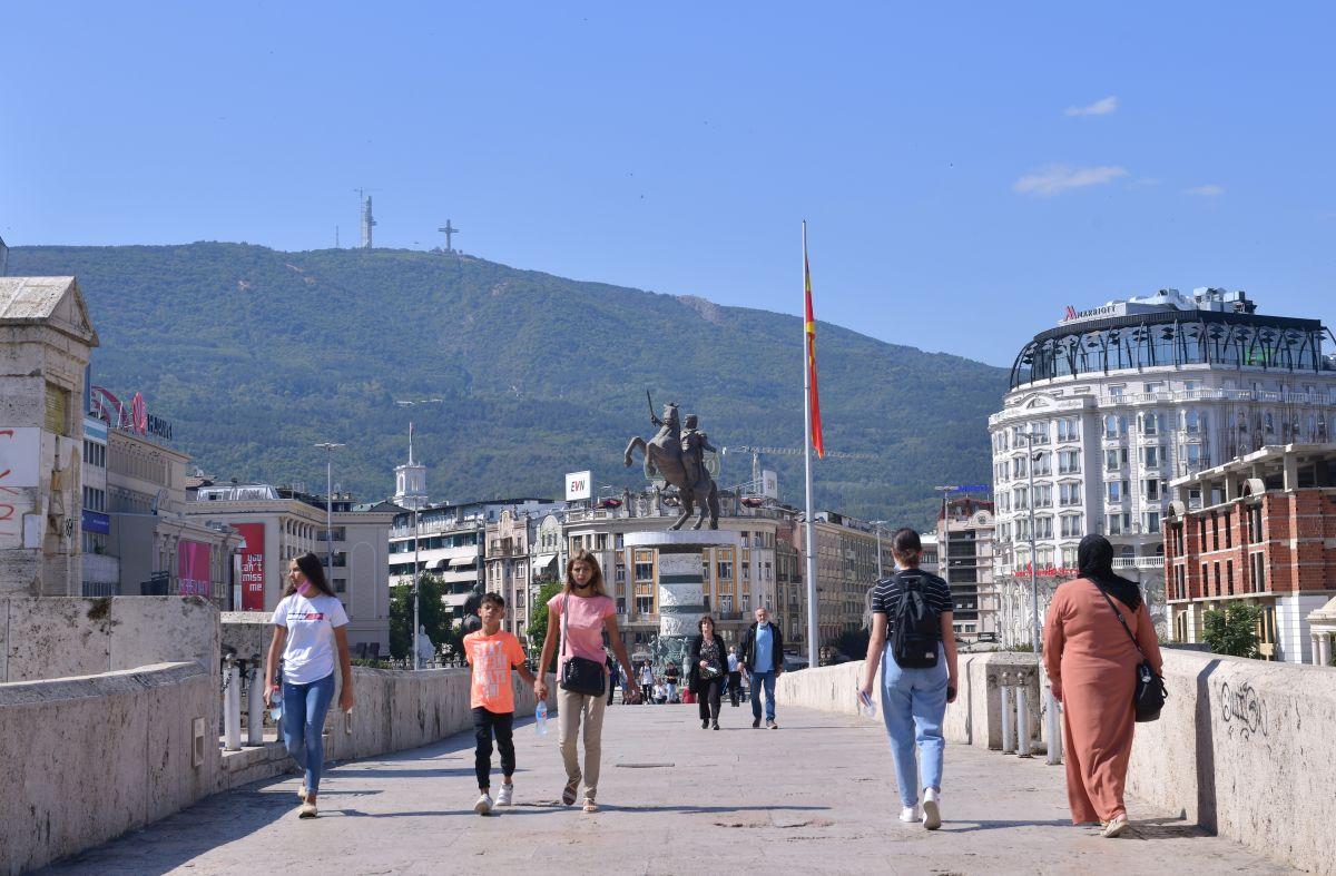 Orașul celor 1.000 de statui: „Și în România e corupție, dar aici e mai rău!”
