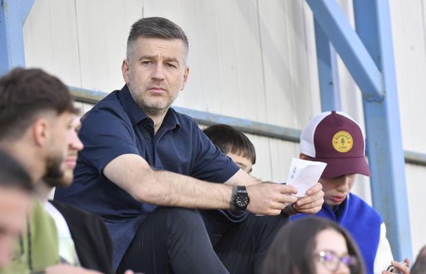 Edi Iordănescu are un mare semn de întrebare înainte de România - Israel » Luptă în 4 pentru un post problematic