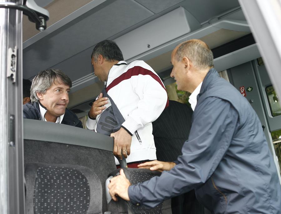 Bergodi și Copos, în autocarul Rapidului Bergodi: „Mai devreme sau mai târziu voi câștiga un titlu în România. Sunt sigur. Trebuie neapărat! Îl merit!” + adevărul despre cum l-a dat afară pe Gigi Becali din vestiar: „A fost cam dur”