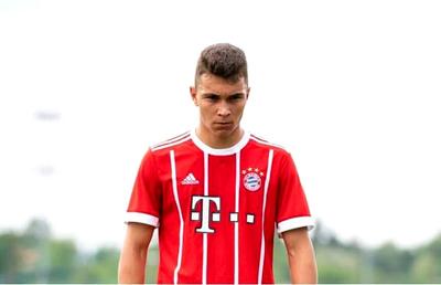 U Cluj a realizat alte două transferuri » „Șepcile roșii” au adus un atacant trecut pe la Bayern și un mijlocaș care a jucat la rivala CFR