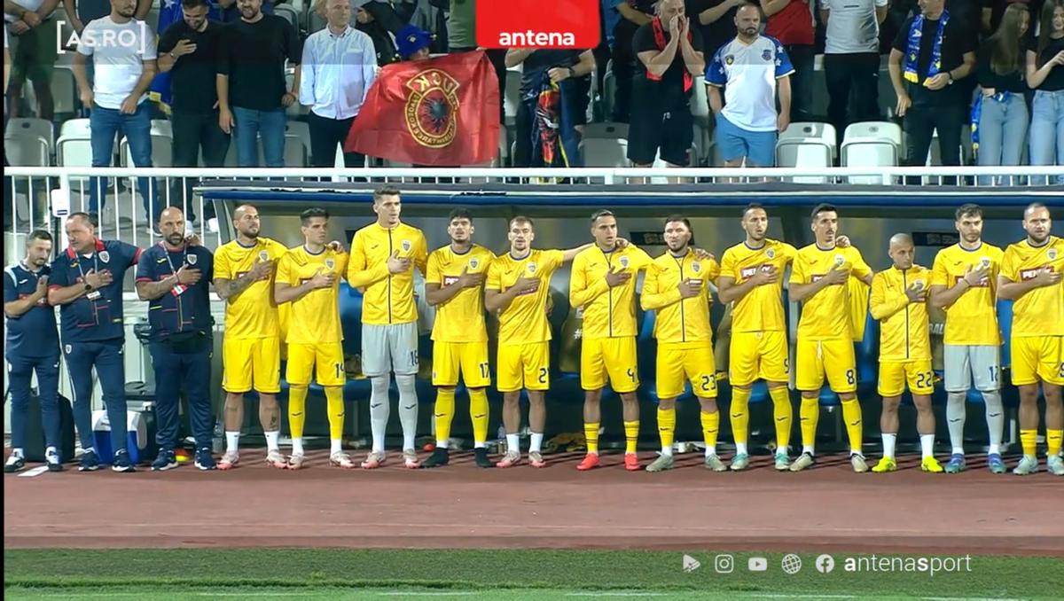 Sârbii cer intervenția UEFA din cauza steagului scandalos apărut în spatele băncii României în Kosovo