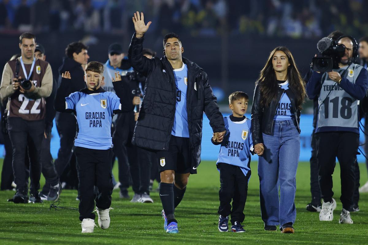 Omagiul adus lui Luis Suarez de către fanii Uruguayului