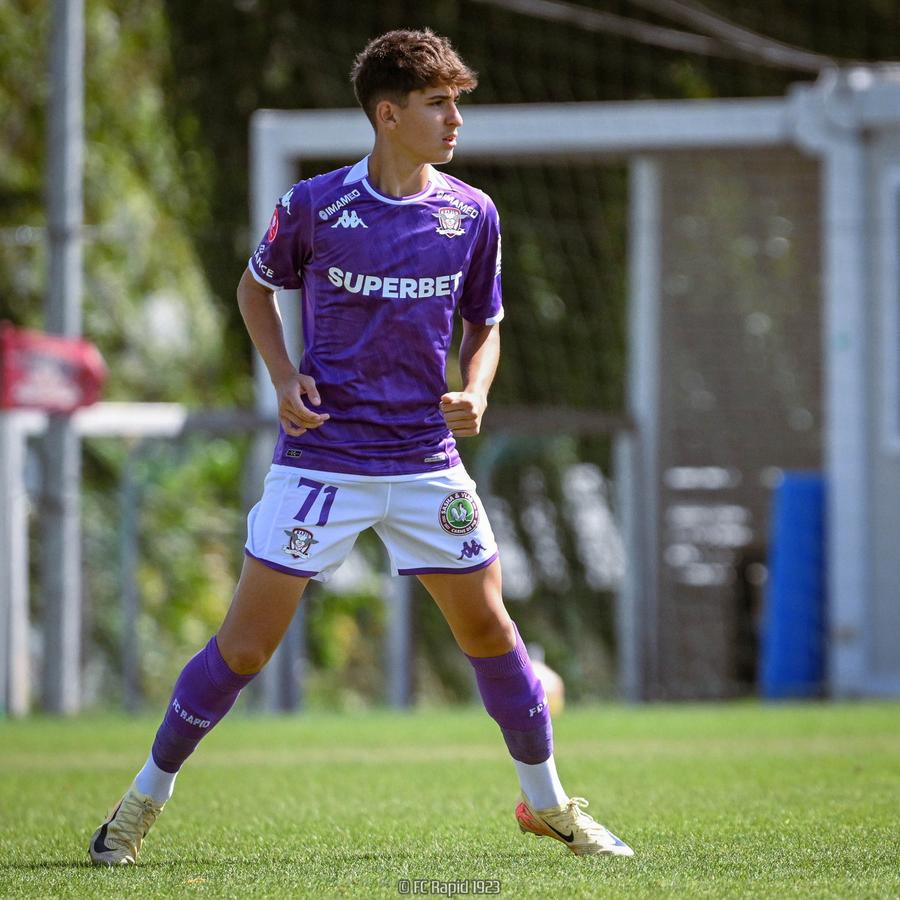 David Niculescu/ foto Facebook @Rapid Fiul lui Dan Șucu, în vârstă de 15 ani, a debutat la prima echipă a Rapidului