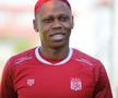 Prima lovitură! Marius Șumudică anunță transferul fostului fotbalist de la Tottenham și Marseille: „Mâine aterizează!” + Rapid a bătut palma și cu un atacant: „N-a călcat unul ca el în România!”