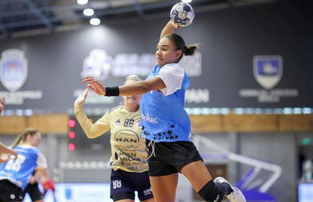 Final ULUITOR în Ikast - CSM București, debutul în Liga Campionilor! Gol decisiv în ULTIMA secundă, de la centrul terenului
