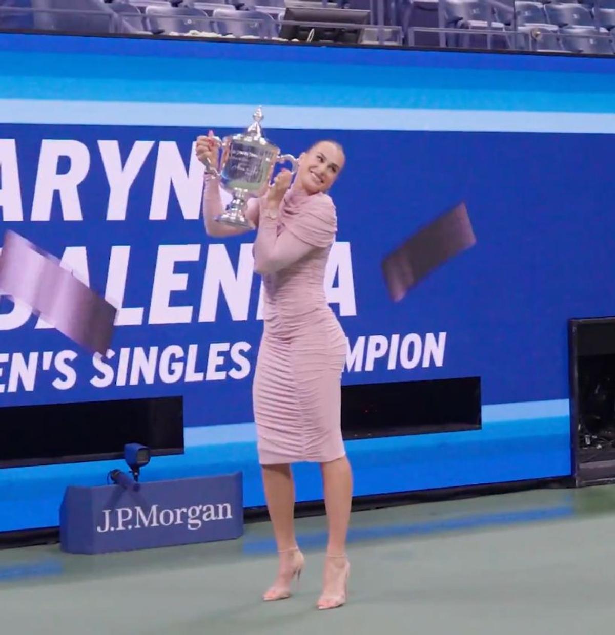 „Stați, stați! Ce faceți? N-am terminat” » Sabalenka și un moment viral la festivitatea de premiere de la US Open