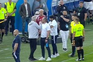 Universitatea Craiova i-a aplicat o nouă corecție lui U Cluj! Bergodi și Coelho, schimb de replici după fluierul final