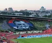 Scenografie care îl înfățișează pe Ratko Mladic înainte de Steaua Roșie - Partizan
