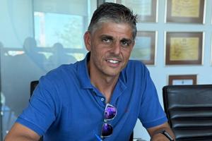 Șeful Academiei U Craiova, despre antrenorul acuzat a fi șpăgar: „Eu l-am adus pe Budescu, eu sunt responsabil” + Cum îl protejează clubul pe Eduardo Covelo și cazul „listelor de la conducere”