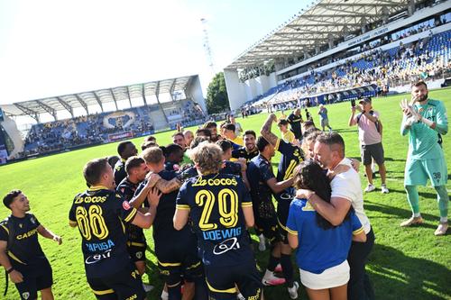 Probleme mari la Petrolul! LPF poate închide „Ilie Oană”