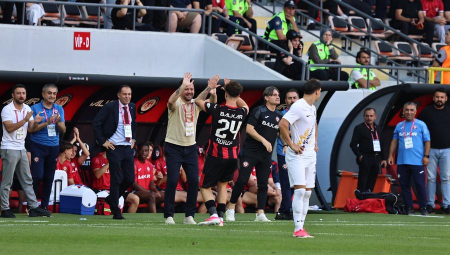 Andrei Borza, primul gol în Turcia // foto: instagram @corumfk Andrei Borza a spart gheața în Turcia » Primul gol înscris chiar în poarta lui Horațiu Moldovan