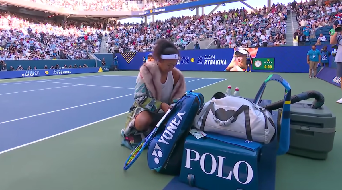 Naomi Osaka n-a avut nicio șansă în optimile US Open! A impresionat doar prin vestimentația nonconformistă