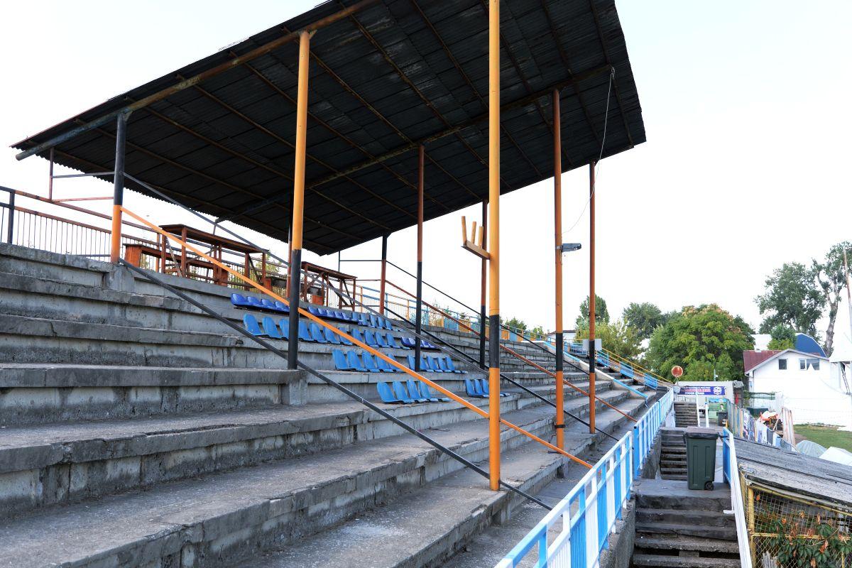 Renaște fotbalul pe un stadion uitat din România, lăsat de izbeliște în ultimii ani » GSP a intrat în bază și are detalii despre noul proiect