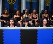 10 femei l-au însoțit pe Sfera Ebbasta la meciul dintre Inter și Napoli // foto: imago images