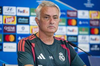 Jose Mourinho s-a săturat: „Dacă veniți cu o întrebare bună, aduc ceva de mâncare și ne distrăm puțin”