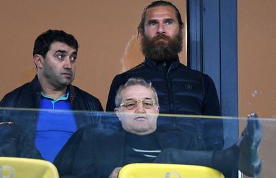 Alexandru Tudor, omul bun la toate la FCSB: arbitru, călugăr și „cancelarul” lui Gigi Becali