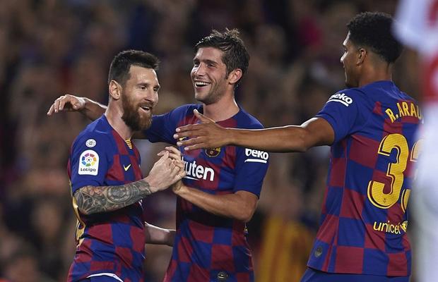 BARCELONA - SEVILLA 4-0 // Messi, primul gol al sezonului, record în Top 5 Europa » Are un gol peste Cristiano Ronaldo!