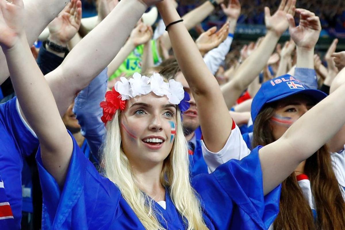 Islanda - România, fără cele mai sexy fane din Europa