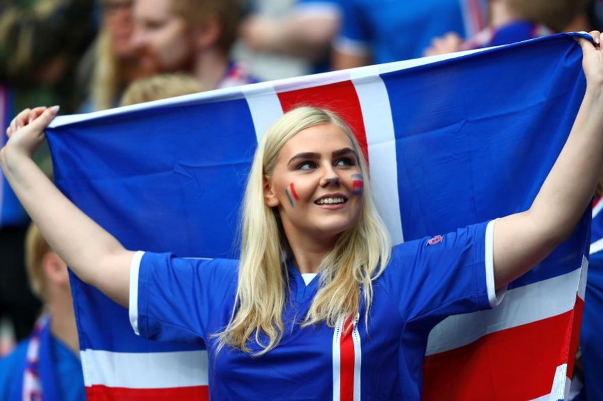 Islanda - România, fără cele mai sexy fane din Europa