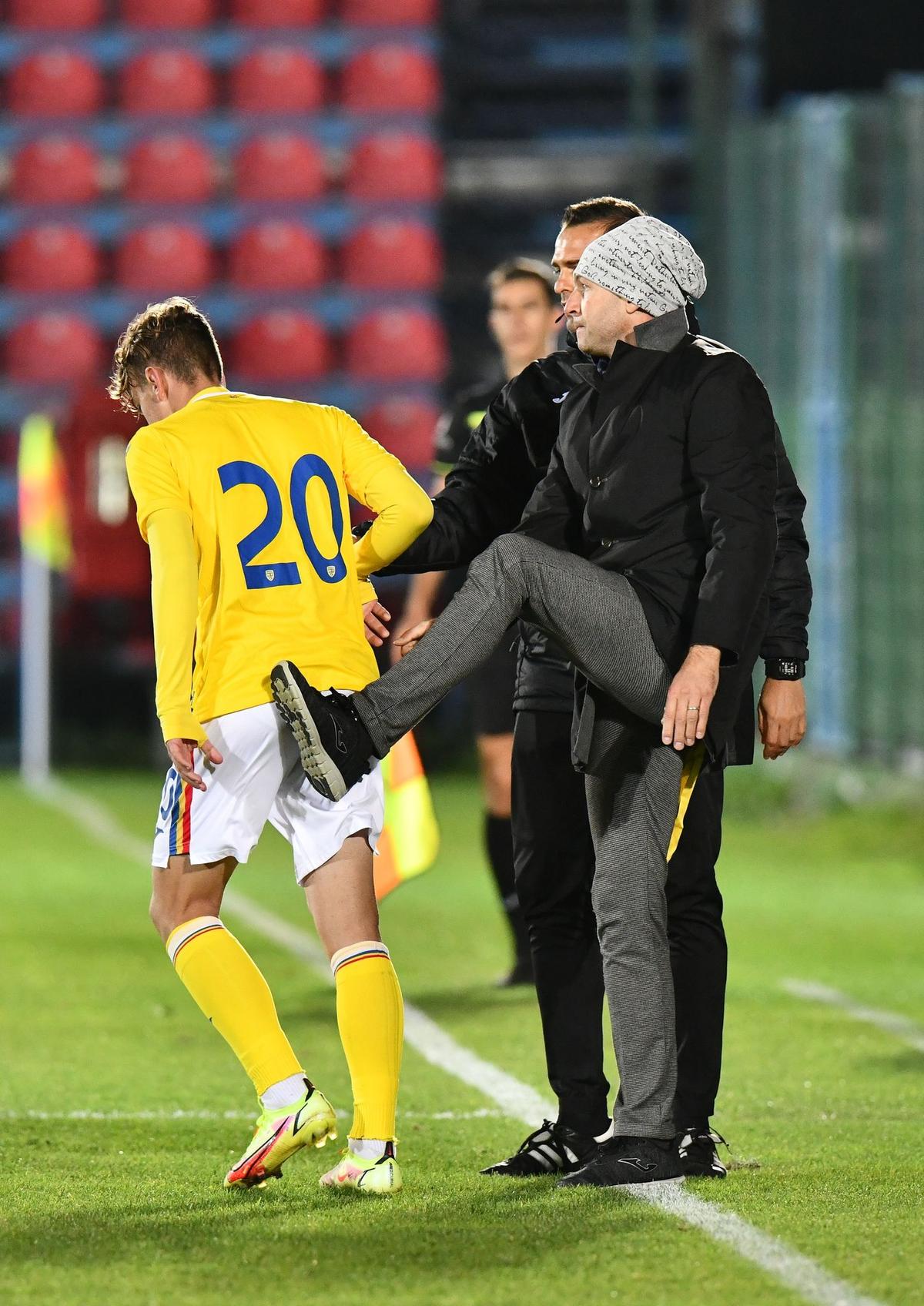 „Perla” lui Hagi, gol senzațional în România U20 - Cehia U20! A doua victorie din istorie pentru naționala lui Lobonț