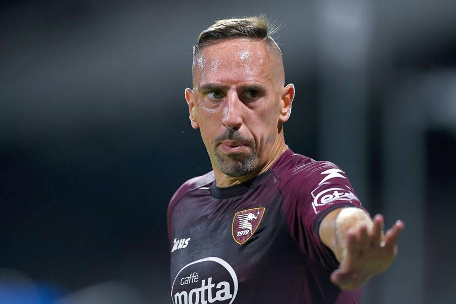 Franck Ribéry, dezvăluiri ȘOCANTE: „Placă de titan în picior, antibiotice două luni” » La un pas de amputare: „Infecția începuse să-mi distrugă țesuturile”