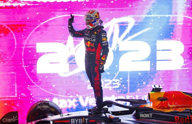 Max Verstappen, campion mondial pentru al treilea an consecutiv » Olandezul a egalat nume grele din istoria Formula 1